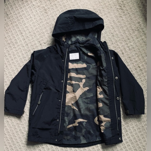 ZARA Kids • Black hooded wind and rain jacket • size Y 8 - Picture 4 of 4